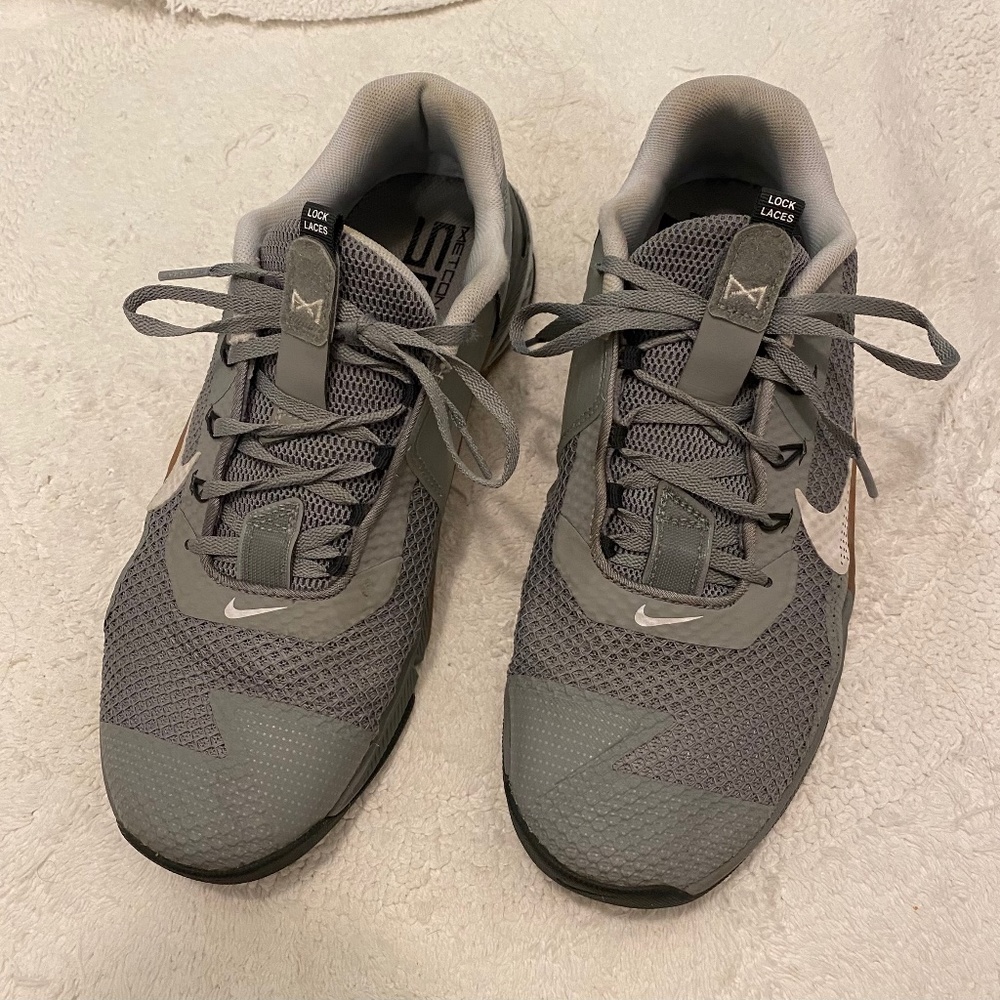 Nike metcon training shoes men’s size 12